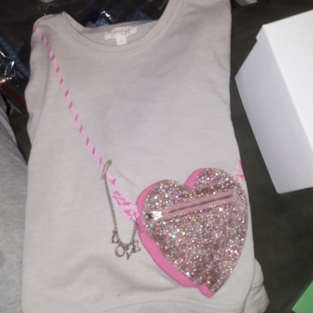 Children's Clothing 